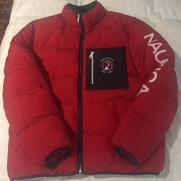 Men’s Nautica Red Puffer Jacket size medium - Picture 2 of 8